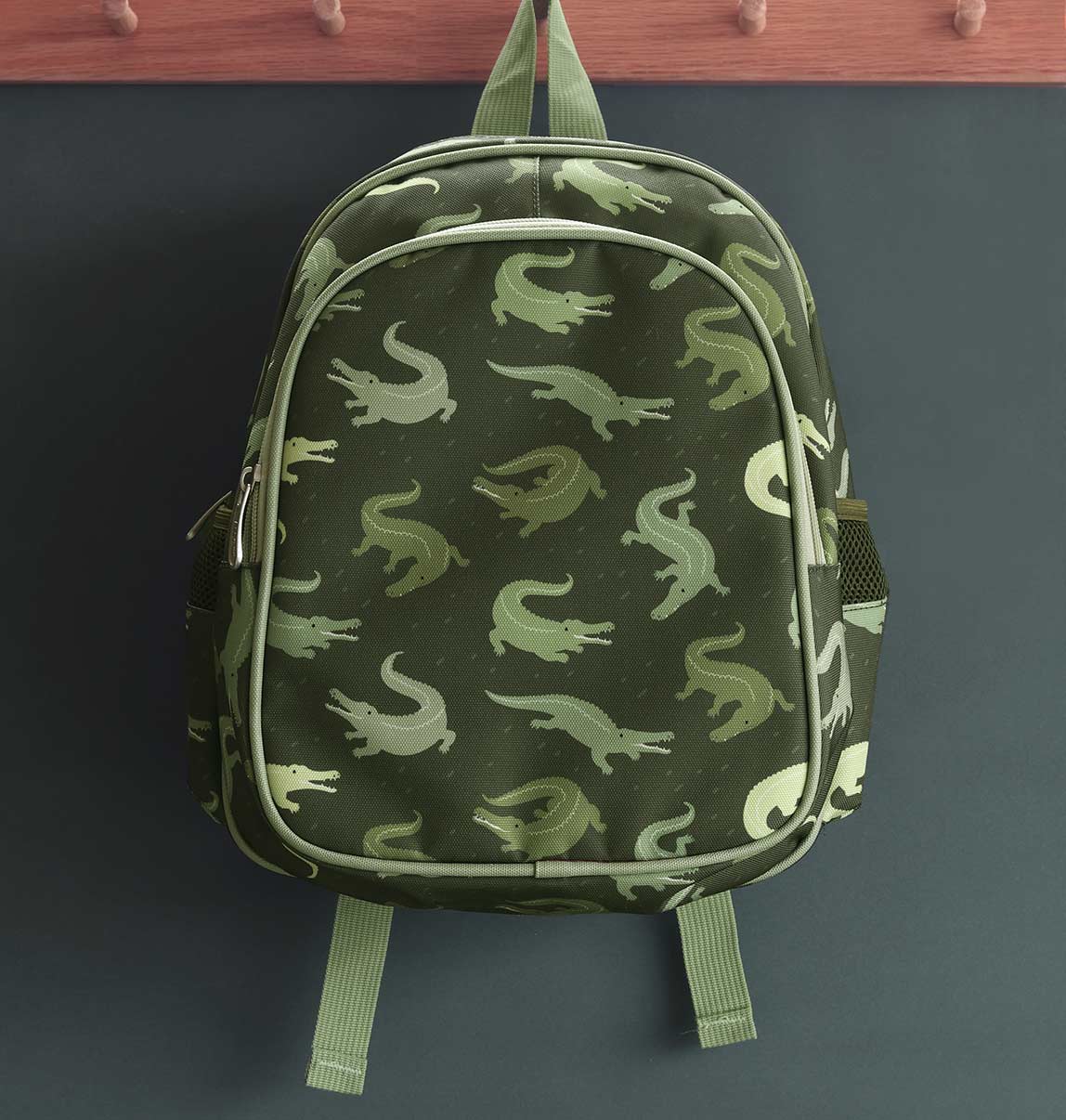 Kids insulated front compartment backpack: Crocodiles