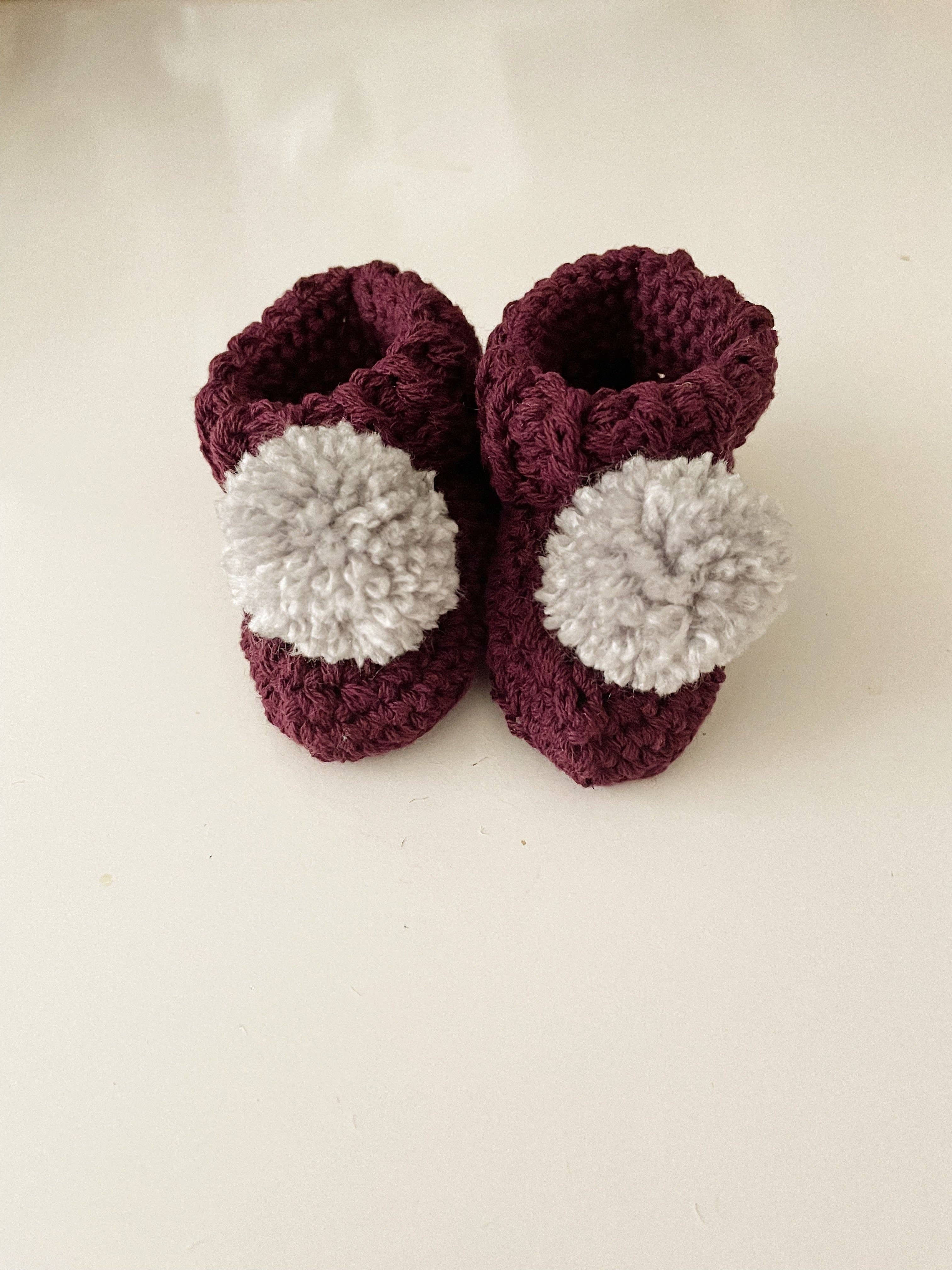 Organic cotton pom pom booties: Olive / Oatmeal